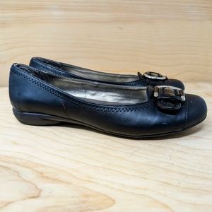 WHITE MOUNTAIN Women's Clara Ballet Flat, Black Size 8.5